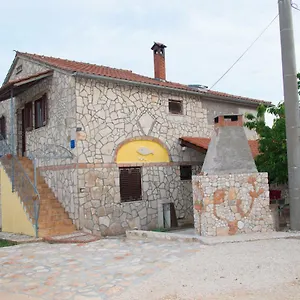 https://apartman-garma.in-istria.net